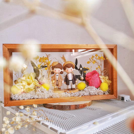 Nest Couple Preserved Flower Frame