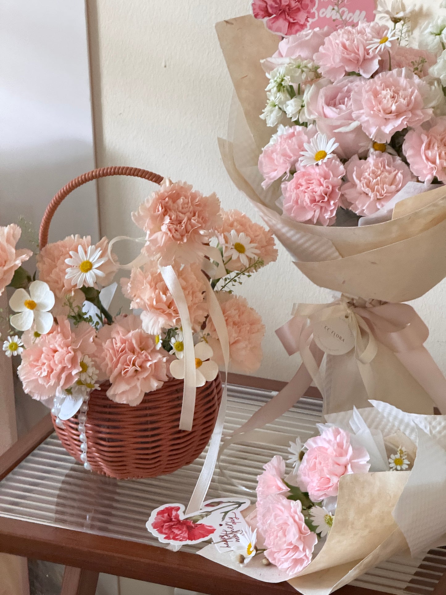 Minimal Love Basket